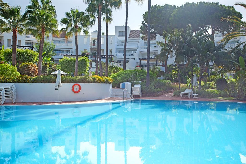 White Pearl Beach Elviria Marbella Exterior photo