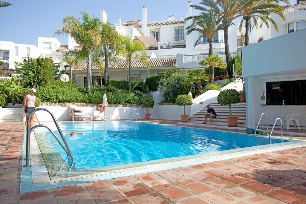 White Pearl Beach Elviria Marbella Exterior photo